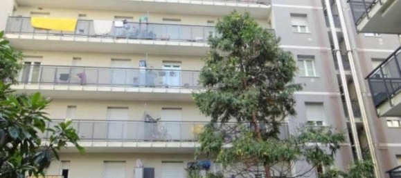2 bedrooms Apartment in Pioltello, Italy No. 294945 2