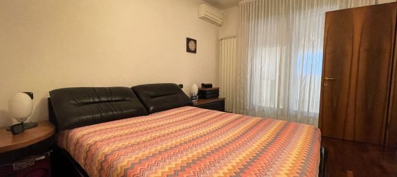 Дом с 7 комнатами в Кьоджа, Италия № 58149 46