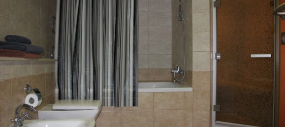 2 bedrooms Apartment in Limassol, Cyprus No. 1733 5