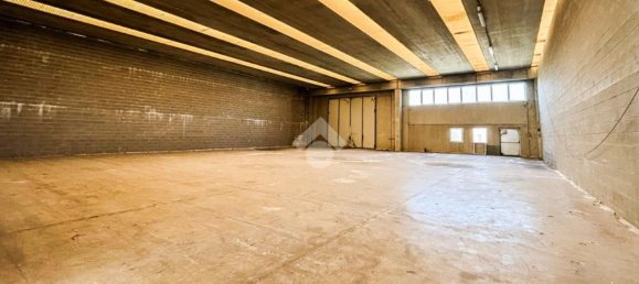 4000m² Warehouse in Offlaga, Italy No. 52689 5