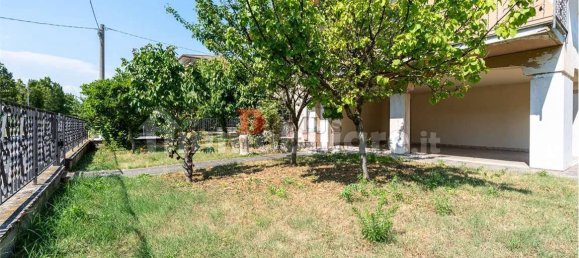 3 Schlafzimmer Villa in Marmirolo, Italy, Nr. 317726 4