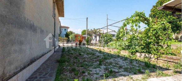 3 Schlafzimmer Villa in Marmirolo, Italy, Nr. 317726 38