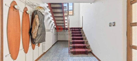 3 Schlafzimmer Villa in Marmirolo, Italy, Nr. 317726 9