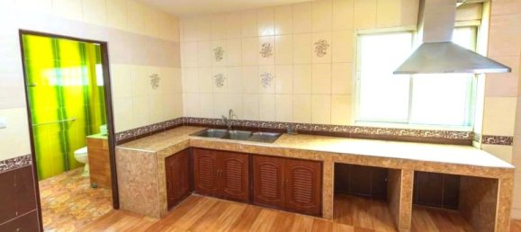 8 غرف نوم مقهى / مطعم في Pattaya, Thailand رقم 11680 11