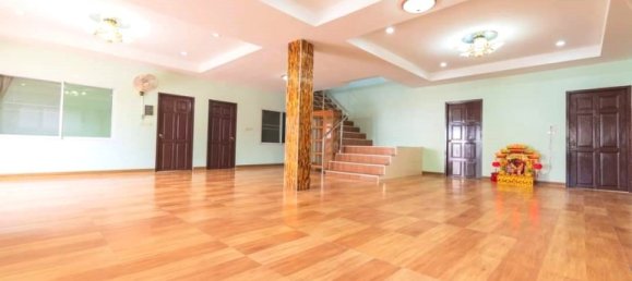 8 غرف نوم مقهى / مطعم في Pattaya, Thailand رقم 11680 3