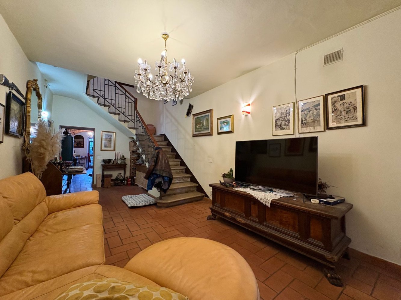 7 chambres Maison à Arezzo, Italy No. 375769