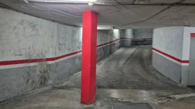  مرآب في Girona, Spain 11متر مربع رقم 187335