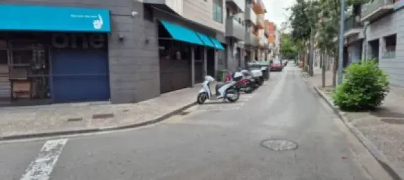 مرآب في Girona, Spain 11متر مربع رقم 187335 6