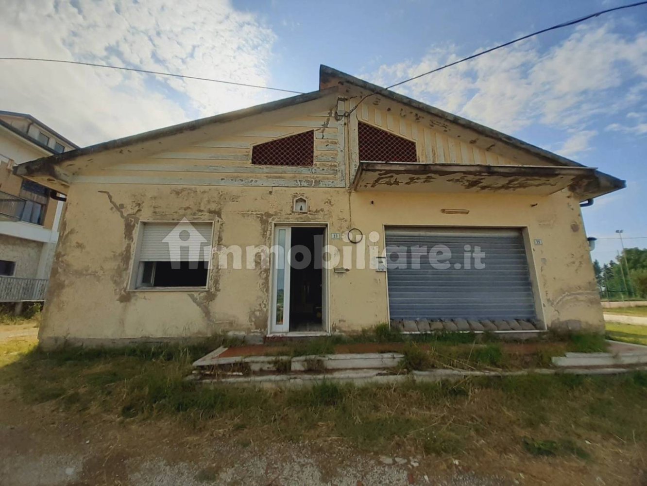 2 bedrooms Villa in Coriano, Italy No. 380479