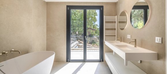 5 bedrooms Commercial property in Nice, France No. 1831 10