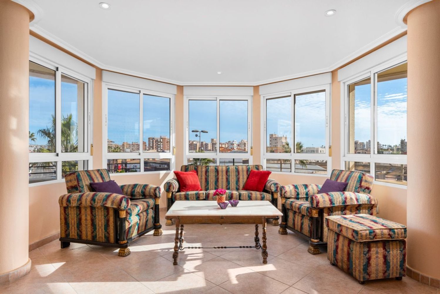 5 bedrooms Apartment in Torrevieja, Spain No. 43508