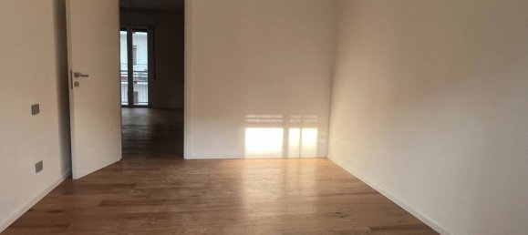 Apartamento de 2 dormitorios en Milan, Italy No. 303045 10