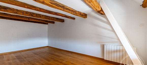 Villa T4 em Grancey-le-Chateau-Neuvelle, France N.º 205056 12