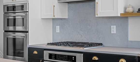 4 bedrooms Commercial property in Longmont, USA No. 560270 8