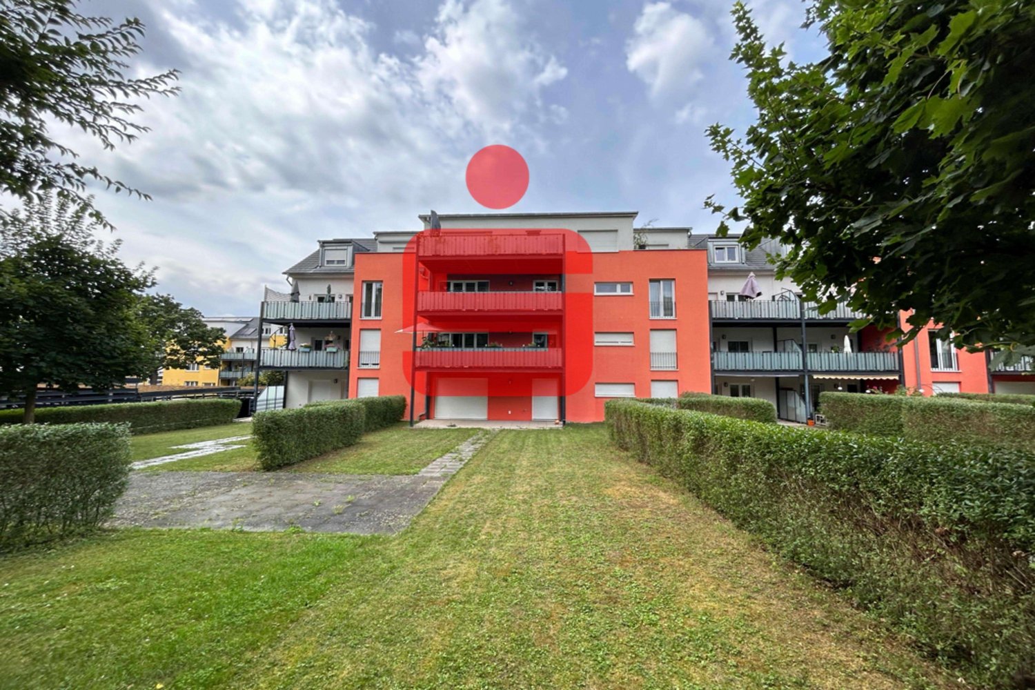 Квартира с 2 спальнями в Бад-Кройцнах, Германия № 311676