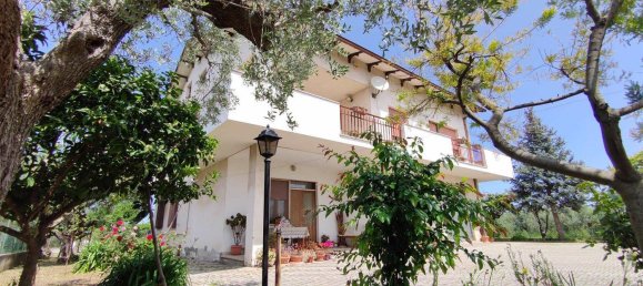5 rooms Villa in Casalbordino, Italy No. 223141 11
