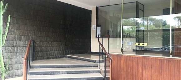 9 rooms Penthouse in Rome, Italy No. 256876 2