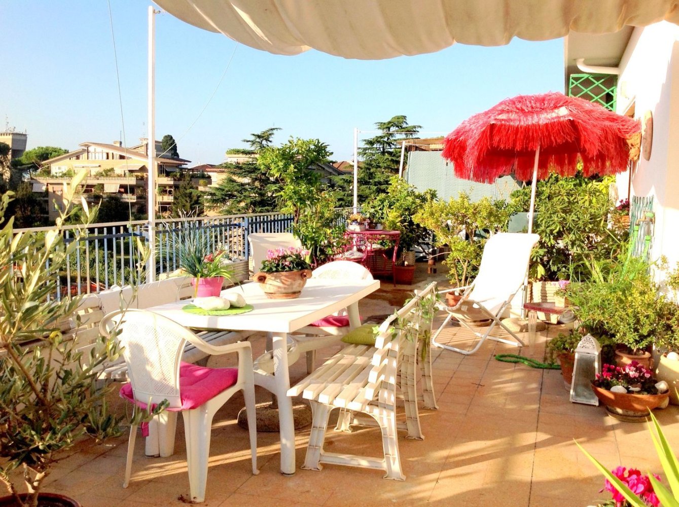 9 rooms Penthouse in Rome, Italy No. 256876