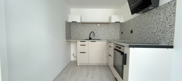 2 bedrooms House in Annoeullin, France No. 363755 6