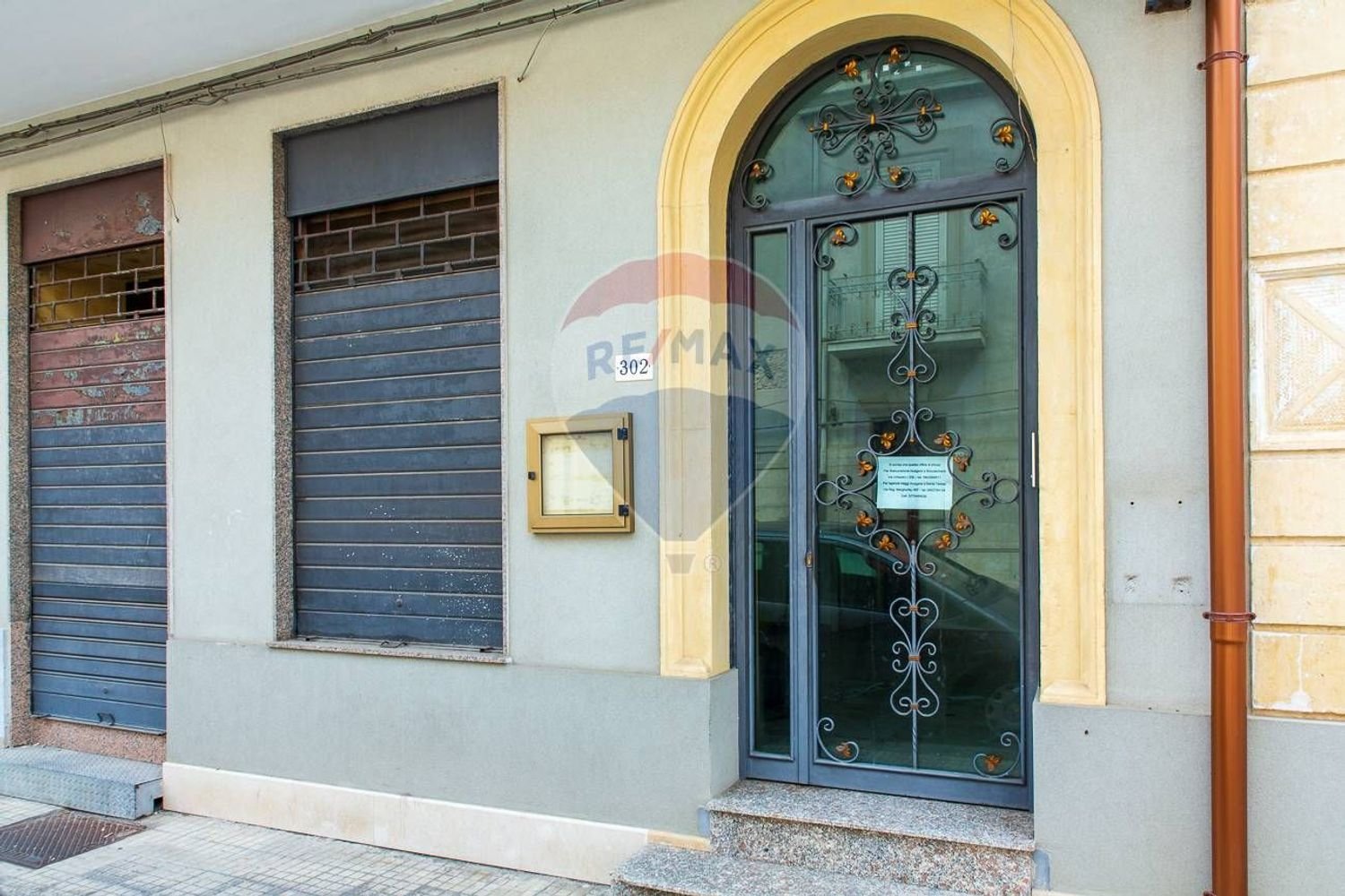Imóvel comercial em Nizza di Sicilia, Italy 52 m² N.º 311998