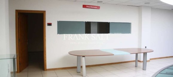 Escritório em Santa Venera, Malta 350 m² N.º 12946 3