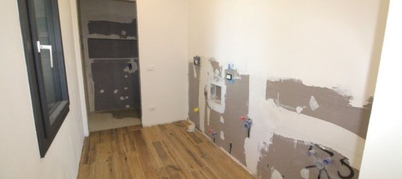 6 Schlafzimmer Haus in Medicina, Italy, Nr. 362542 21