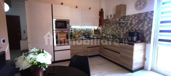 Apartamento de 2 dormitorios en Messina, Italy No. 20977 3