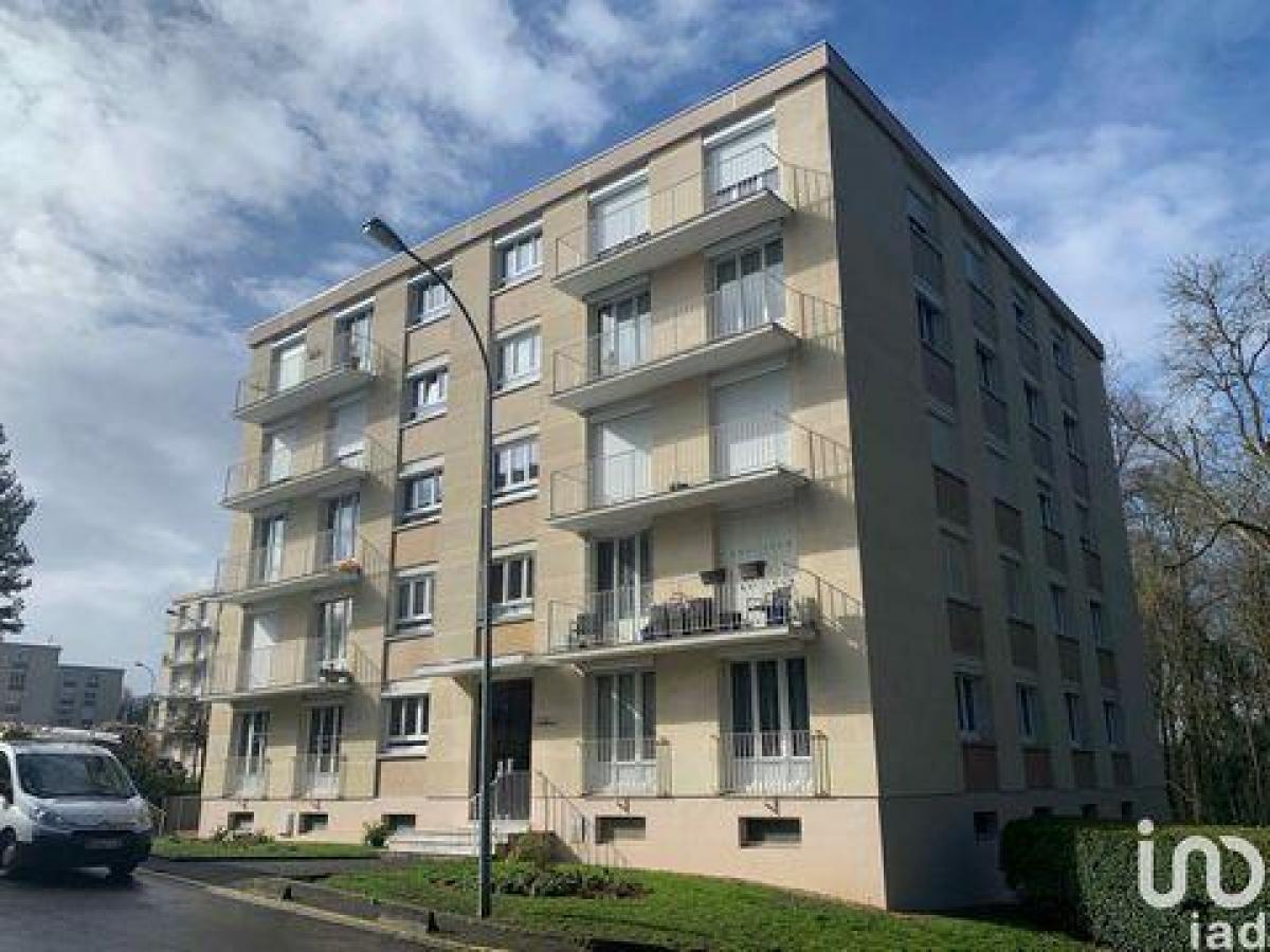 Condominio de 2 dormitorios en Senlis, France No. 4778
