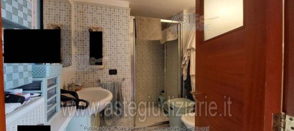 2غرفة شقة في Pozzuoli, Italy رقم 261165 7