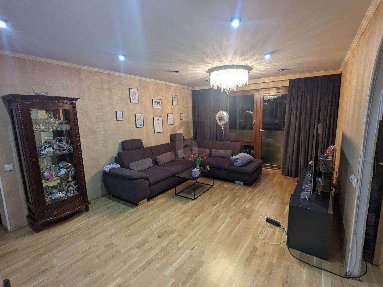 Квартира с 2 комнатами в Бригиттенау, Австрия № 244751