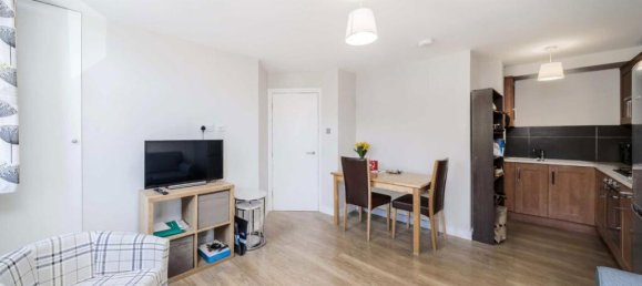1 bedroom Apartment in Ealing, United Kingdom No. 5815 3