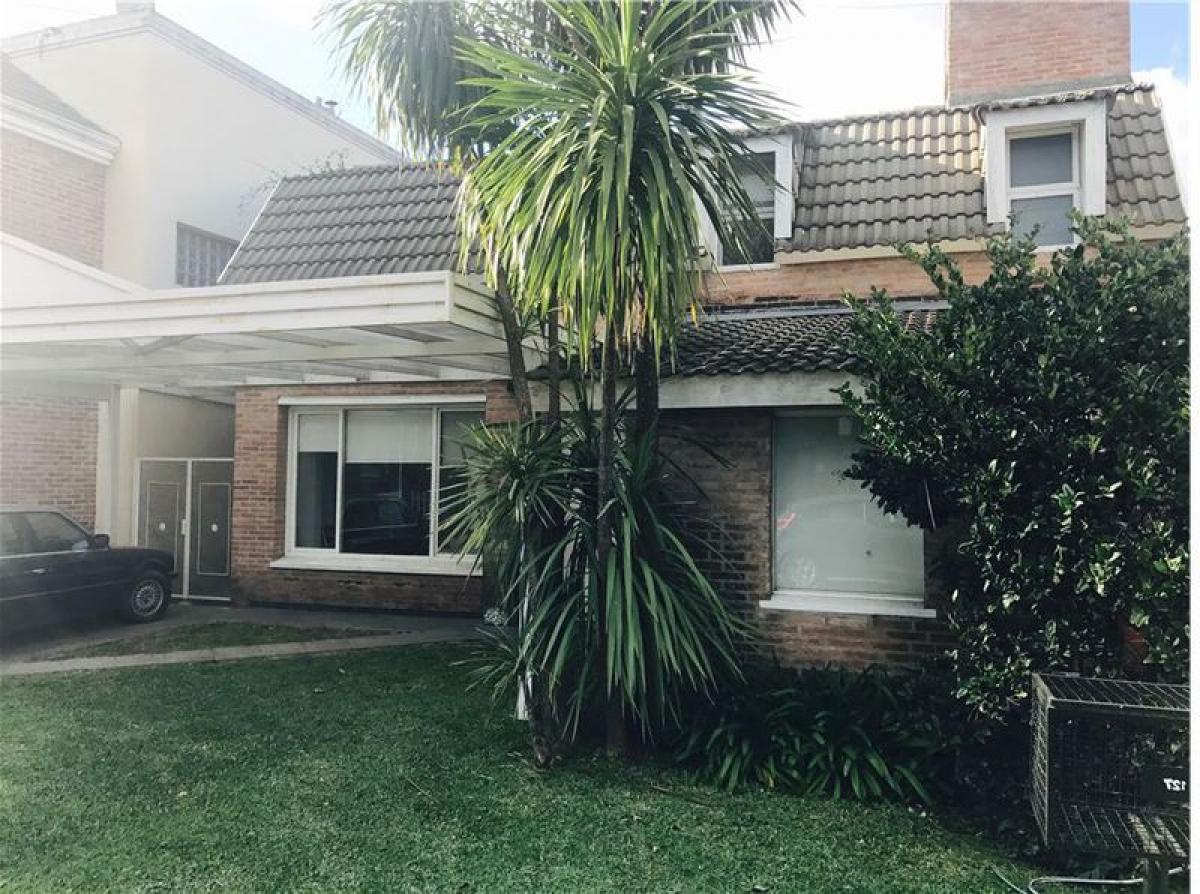 2 bedrooms House in San Miguel, Argentina No. 52395