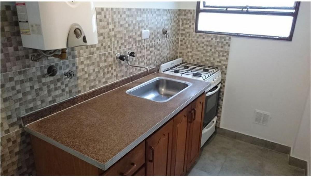 Studio in Buenos Aires, Argentina No. 103573