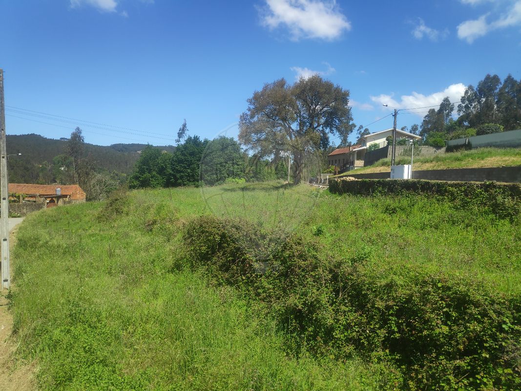 1450m² Land in Ribeira de Fraguas, Portugal No. 74507