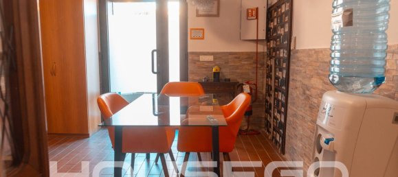 3 rooms Commercial property in Genoa, Italy No. 272207 4