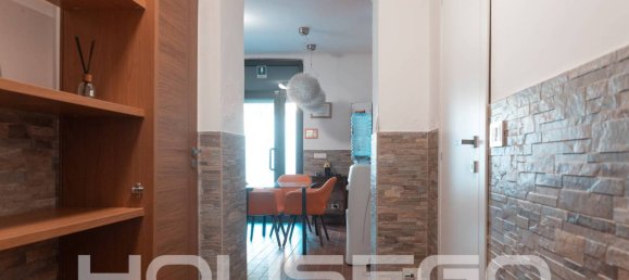 3 rooms Commercial property in Genoa, Italy No. 272207 9