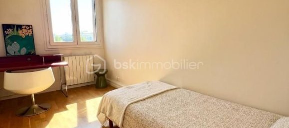 2 Schlafzimmer Wohnung in Asnieres-sur-Seine, France, Nr. 325903 3