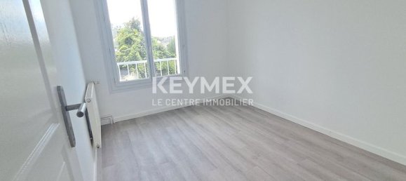 3 bedrooms House in Saint-Nazaire, France No. 281380 9