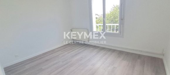 3 bedrooms House in Saint-Nazaire, France No. 281380 10