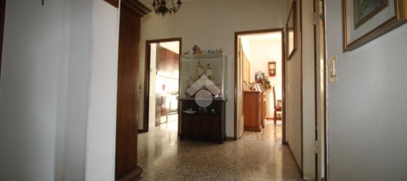 4-Zimmer Wohnung in Bergamo, Italy, Nr. 186230 77
