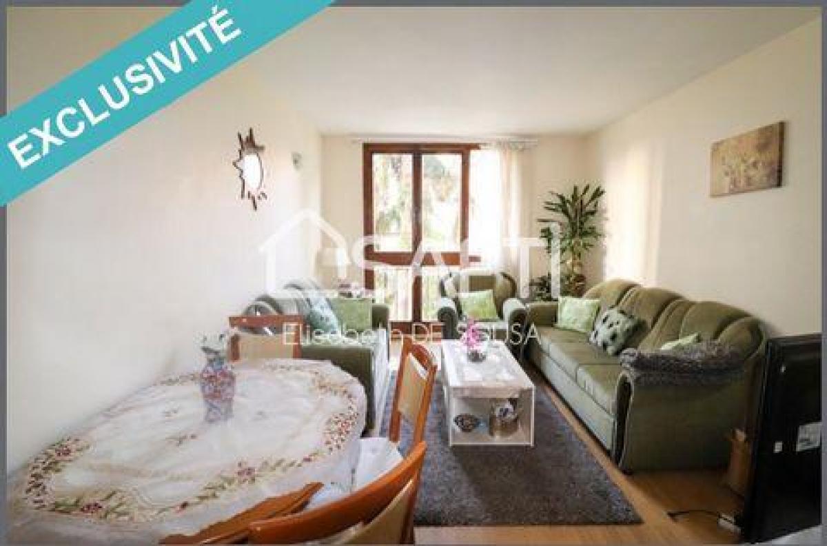 2 chambres Appartement à Cachan, France No. 36208