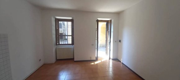2 rooms Apartment in Imbersago, Italy No. 349643 7