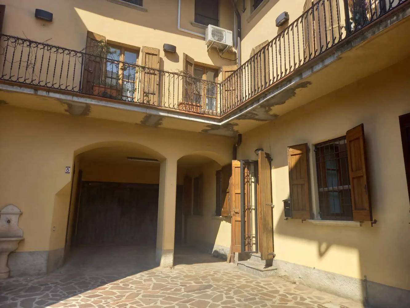 2 rooms Apartment in Imbersago, Italy No. 349643