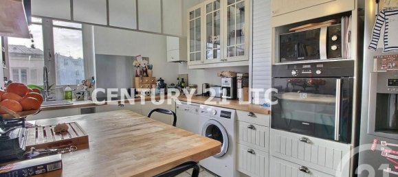 3 bedrooms Apartment in Saint-Maurice, France No. 178170 7