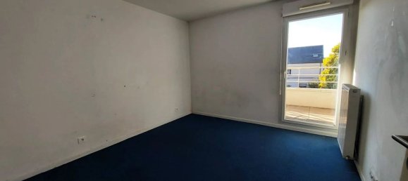 3 bedrooms Apartment in Chelles, France No. 173144 8