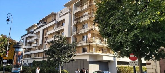 3 bedrooms Apartment in Chelles, France No. 173144 12