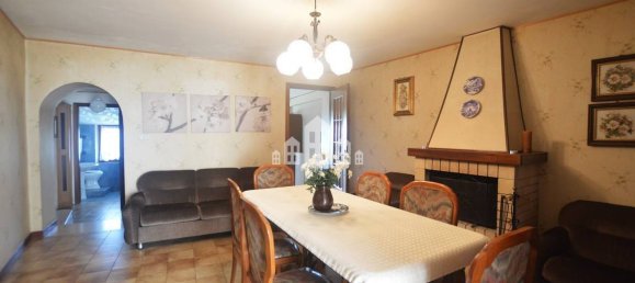 2 Schlafzimmer Wohnung in Cuorgnè, Italy, Nr. 173880 2