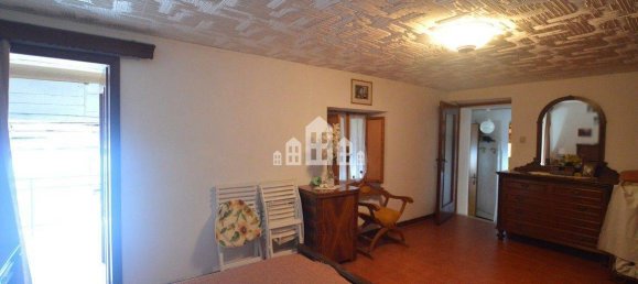 2 Schlafzimmer Wohnung in Cuorgnè, Italy, Nr. 173880 31