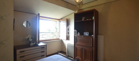 2 Schlafzimmer Wohnung in Cuorgnè, Italy, Nr. 173880 7