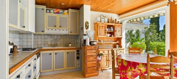 5 bedrooms House in Saint-Sylvestre-sur-Lot, France No. 335915 4